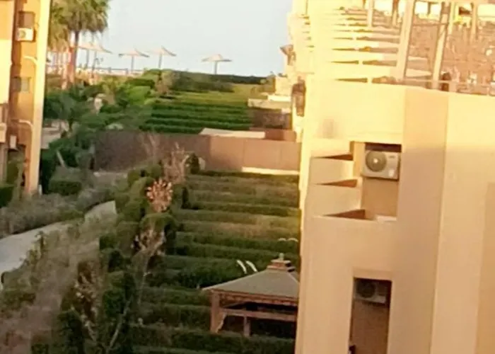 Alpesi faház مميز في احلي قريه في العين السخنة